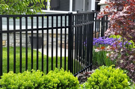 outdoor black fence ideas